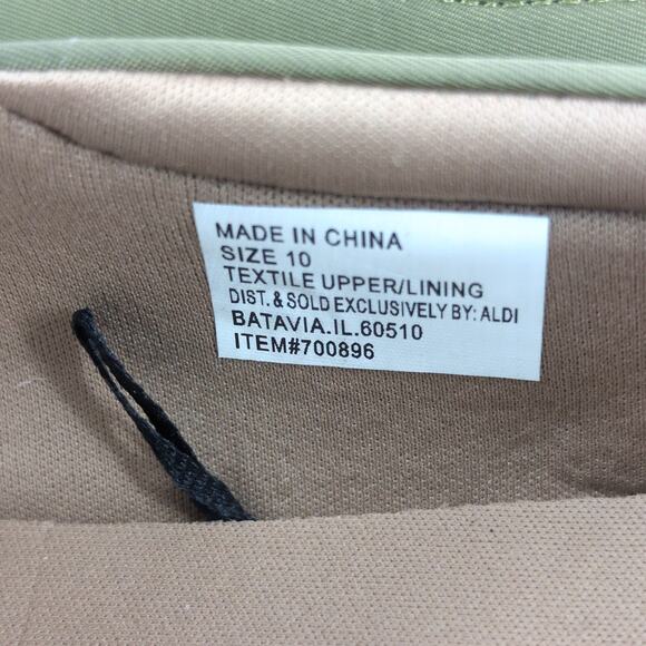 Serra Women's Slip On Olive Green Quilted Design Sneakers NEW with Box - Size 10 - Picture 11 of 15